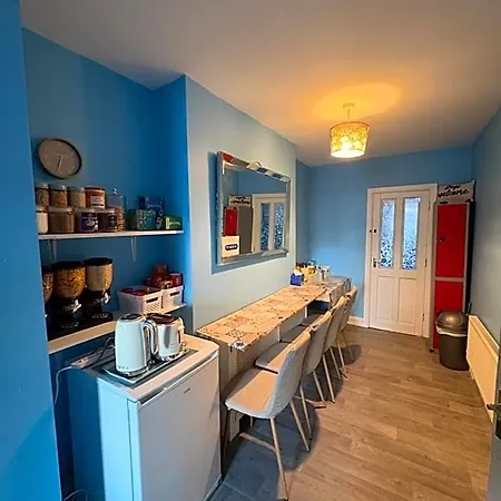 Erbnb Хостел Вотафорд