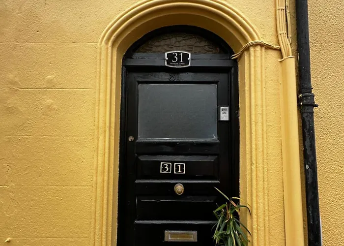 Hostel Erbnb *