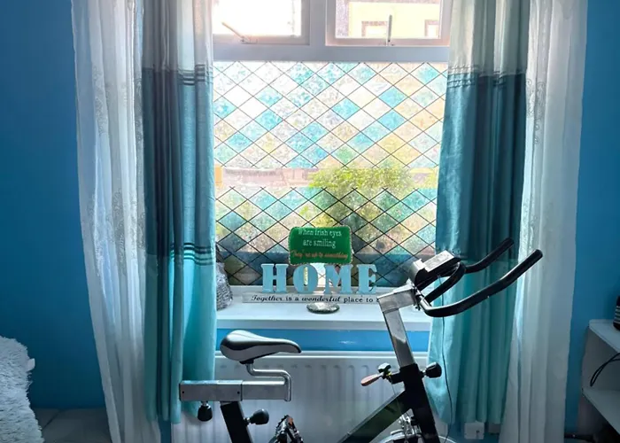 Hostel Erbnb *
